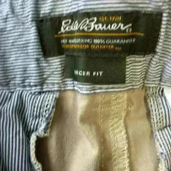 Eddie Bauer American Fit Khaki Short Size 10   - Picture 5 of 7